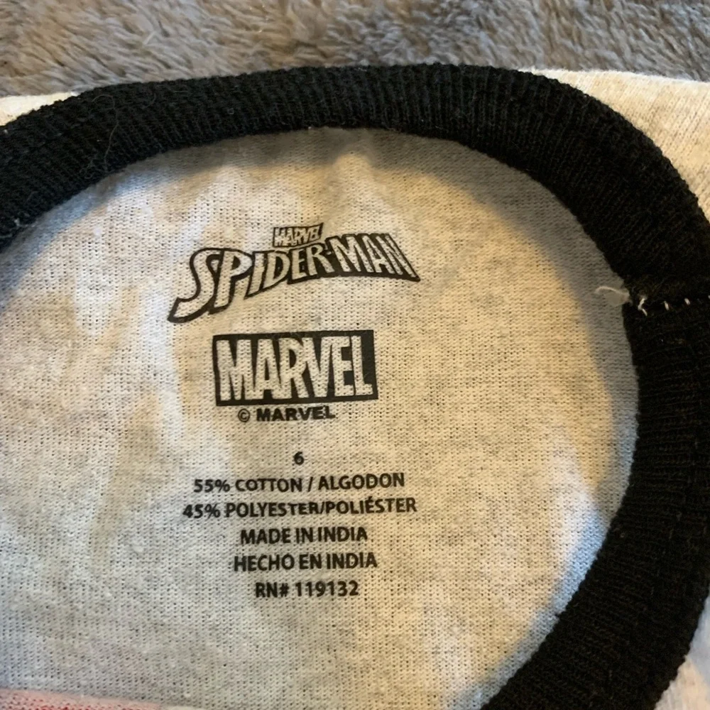 Marvel Spider-Man Logo Tee with Black Collar